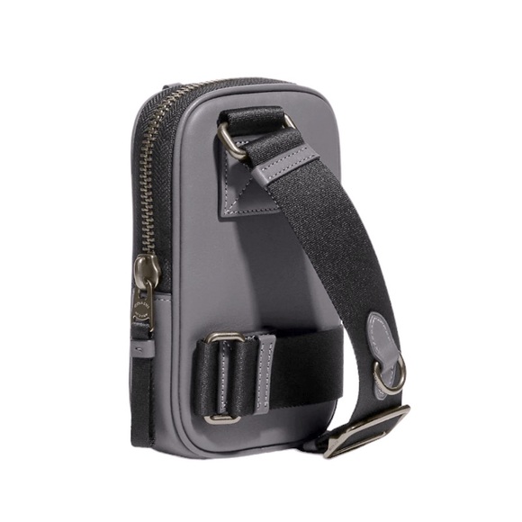 COACH CE659 Multifunction Phone Pack With Ski Slopes Print Leather Crossbody - Picture 2 of 9